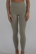 Daughter Lessons Core Leggings